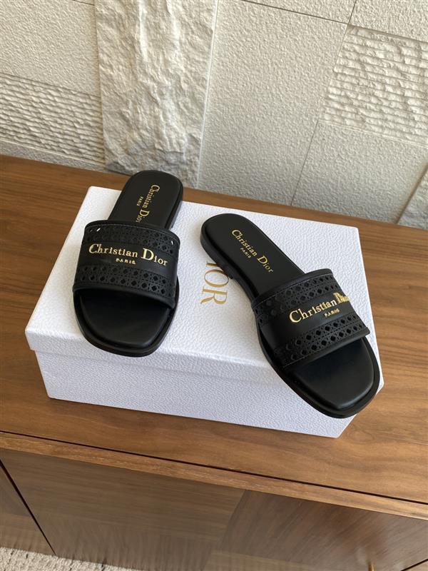 20251128184323960 310